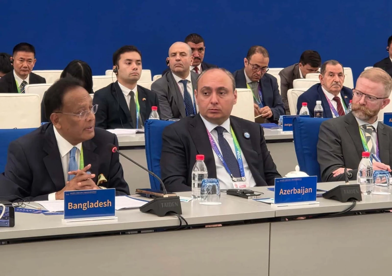 Fakir Mahbub Anam speaking at a high-level meeting on global AI governance in Shanghai.